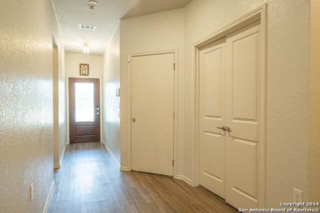 Listing photo id 4 for 7119 Magnolia Bluff