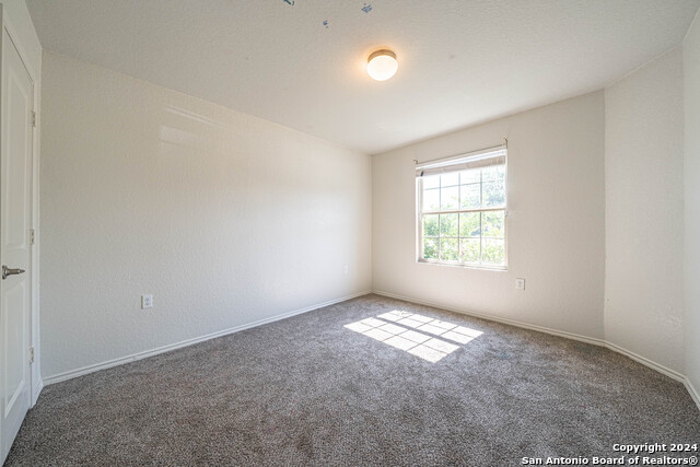 Listing photo id 6 for 7119 Magnolia Bluff