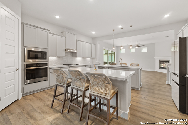 Image 11 of 29 For 24734 Resort Parkway
