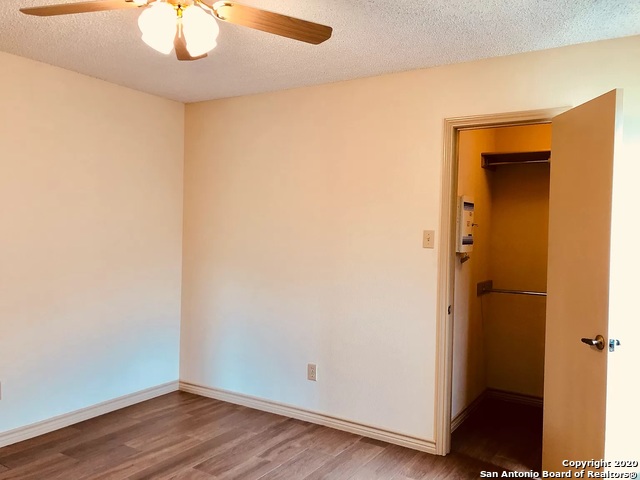 Image 11 of 24 For 2319 Park Cir