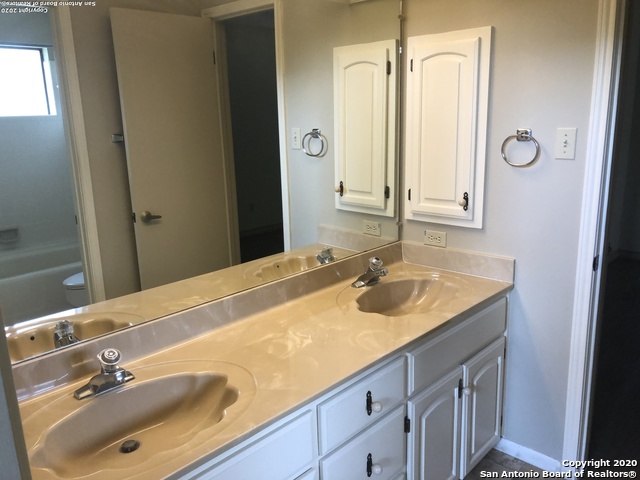 Image 15 of 24 For 2319 Park Cir