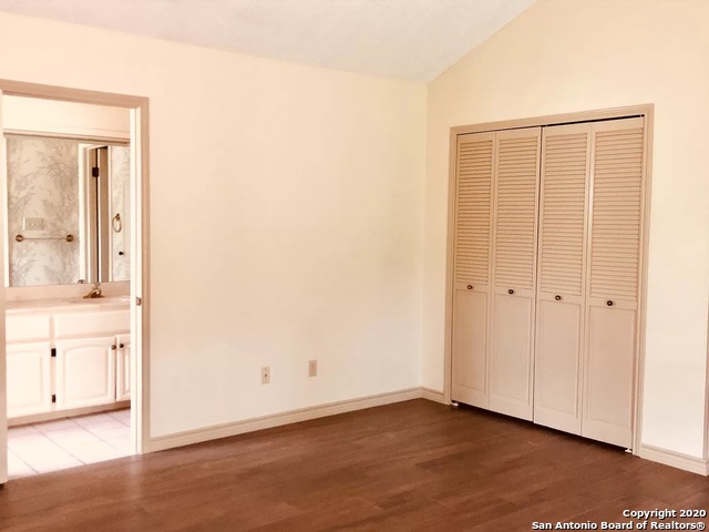 Image 17 of 24 For 2319 Park Cir