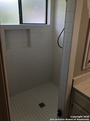 Image 22 of 24 For 2319 Park Cir