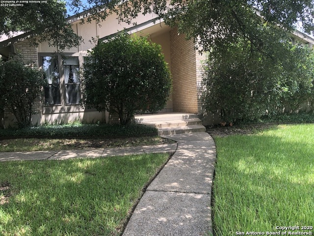 Image 3 of 24 For 2319 Park Cir