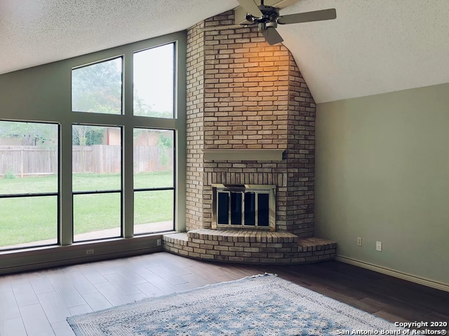 Image 6 of 24 For 2319 Park Cir
