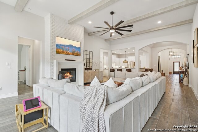 Image 11 of 86 For 9032 Raven Pointe