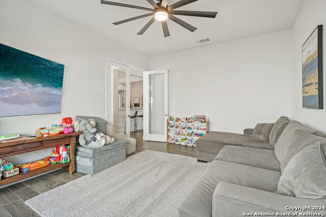 Image 34 of 86 For 9032 Raven Pointe