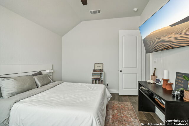 Image 43 of 86 For 9032 Raven Pointe