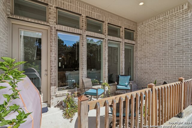Image 59 of 86 For 9032 Raven Pointe
