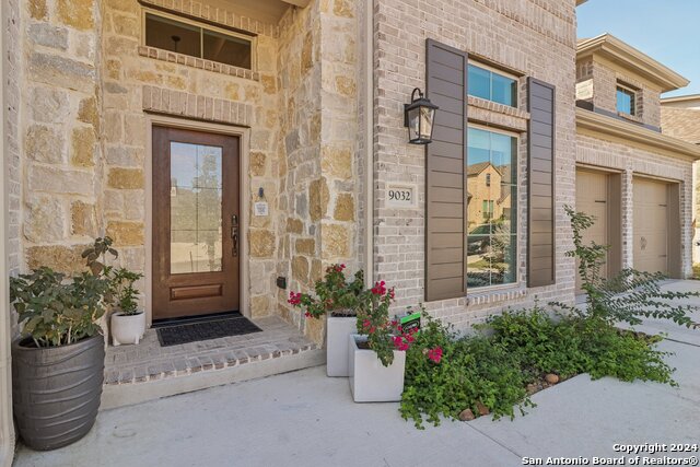 Image 8 of 86 For 9032 Raven Pointe