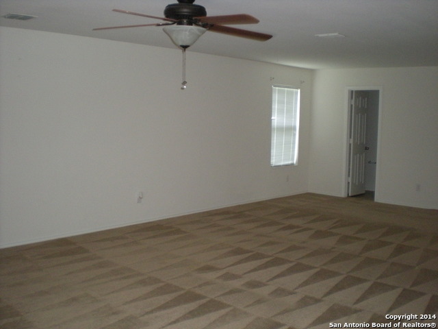 Image 8 of 13 For 233 Willow Run