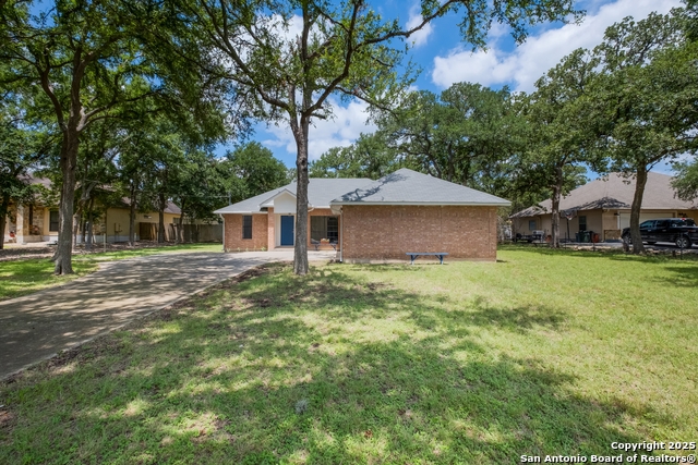 Image 4 of 21 For 1390 Misty Ln