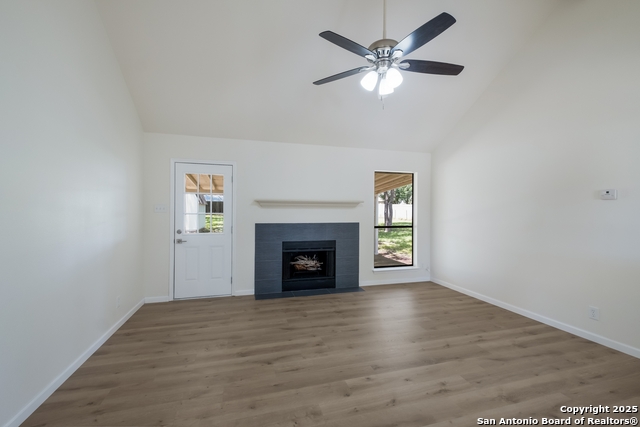 Image 7 of 21 For 1390 Misty Ln