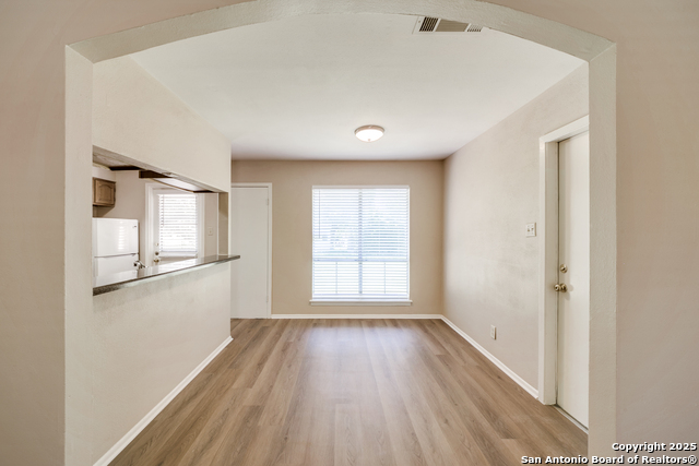 Listing photo id 10 for 7334 Cherry Brook
