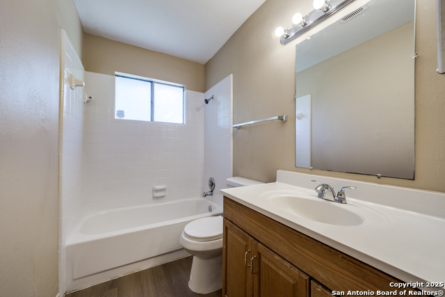 Listing photo id 29 for 7334 Cherry Brook