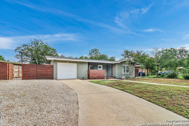 Details for 351 Eastley  , San Antonio, TX 78217