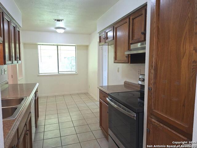 Image 6 of 23 For 322 Renee Dr