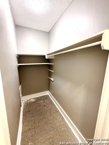 Image 15 of 16 For 1409 Woodlawn Avenue W 1