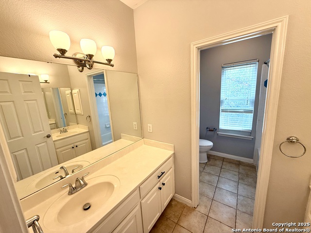 Image 16 of 35 For 12920 Vidorra Vista