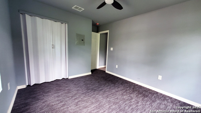 Image 7 of 22 For 147 Fenfield