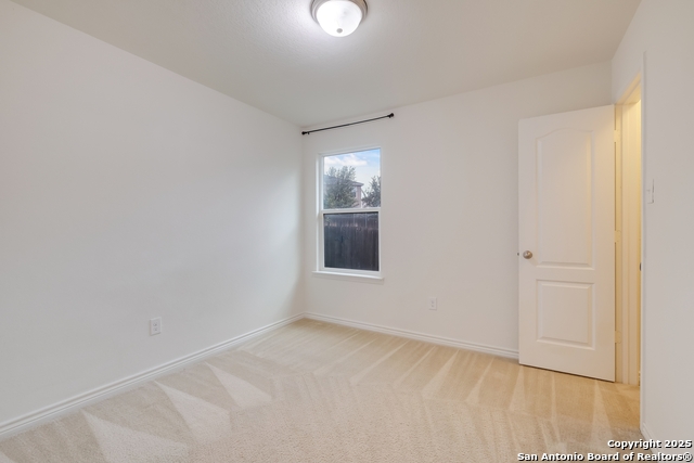 Image 18 of 25 For 8438 Cordova Point