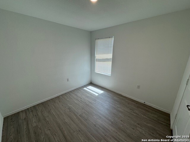 Image 8 of 17 For 4519 Glades Way