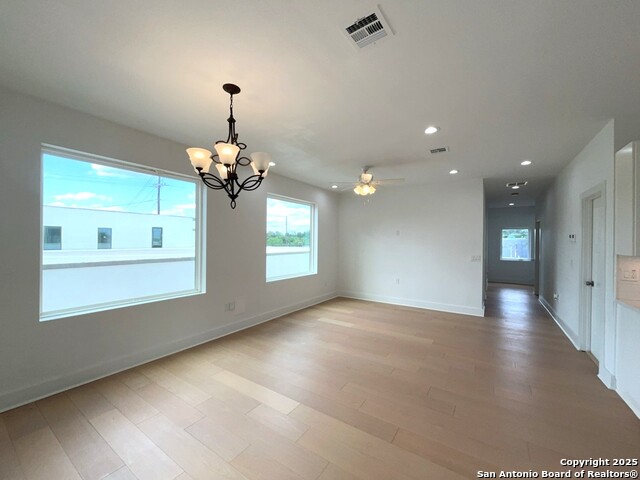 Image 33 of 56 For 2615 Flores St S # 101