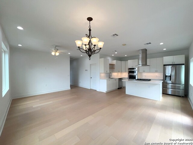 Image 34 of 56 For 2615 Flores St S # 101