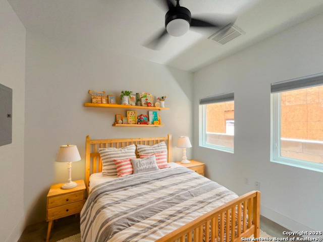 Image 6 of 56 For 2615 Flores St S # 101