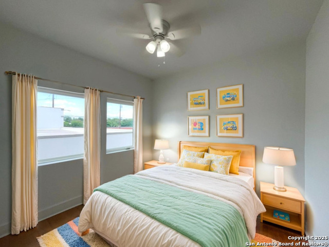 Image 7 of 56 For 2615 Flores St S # 101