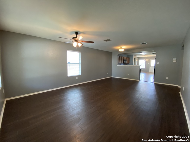 Image 2 of 21 For 8442 Silver Willow