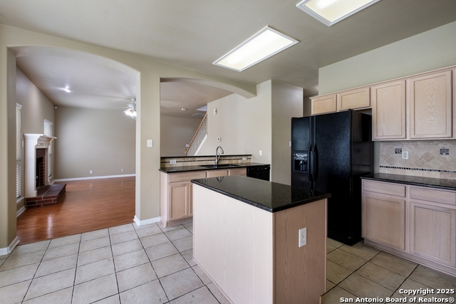 Image 14 of 32 For 6523 Pecan Acres