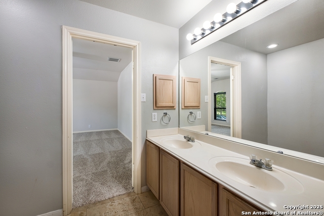 Image 21 of 32 For 6523 Pecan Acres