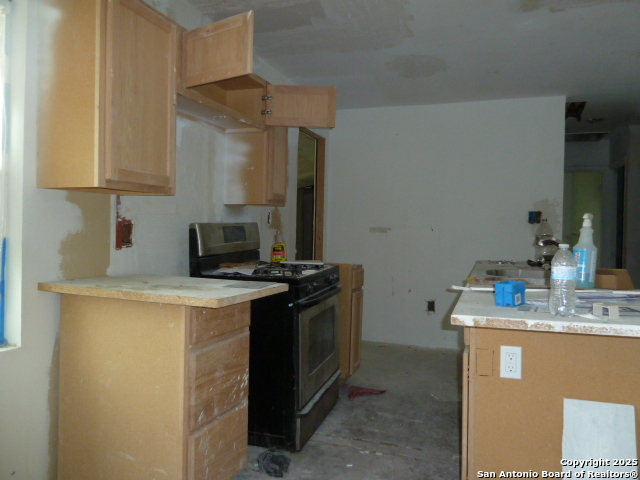 Listing photo id 2 for 114 Lelani