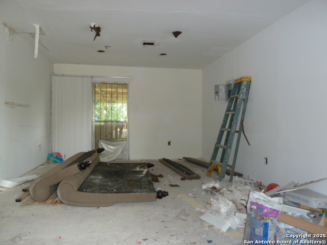 Listing photo id 4 for 114 Lelani