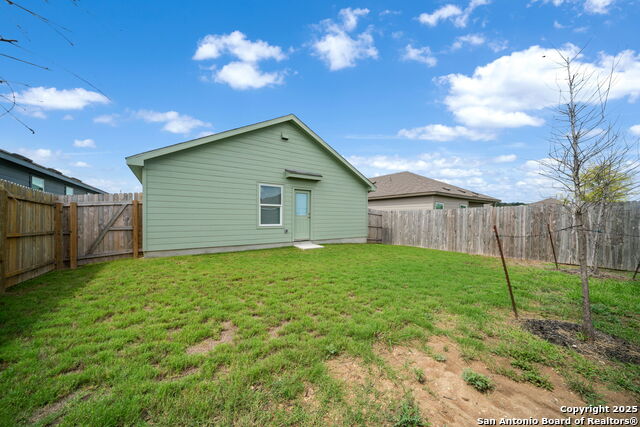Image 21 of 23 For 4407 Glades Way