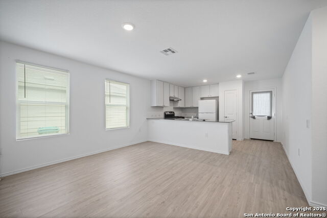 Image 9 of 23 For 4407 Glades Way