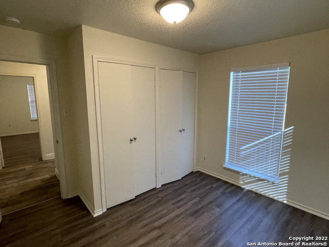Image 11 of 17 For 135 Villaret Blvd E