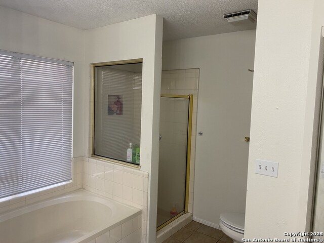 Image 16 of 29 For 9318 Andersonville Ln