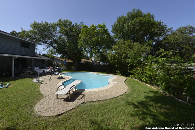 Listing photo id 0 for 7831 Mountain Forest