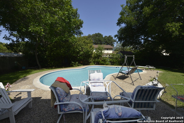 Listing photo id 24 for 7831 Mountain Forest