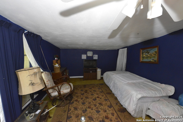 Listing photo id 27 for 7831 Mountain Forest