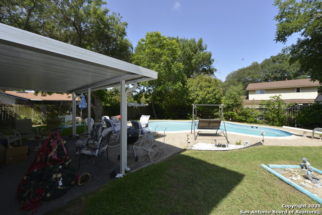 Listing photo id 29 for 7831 Mountain Forest