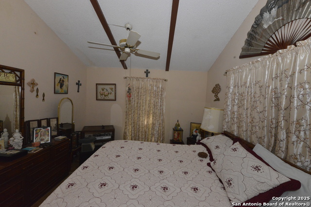Listing photo id 7 for 7831 Mountain Forest