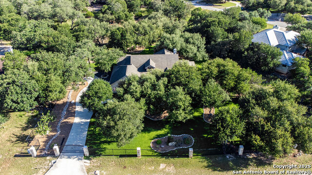 Listing photo id 40 for 715 Long Ridge