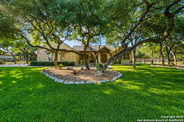 Listing photo id 3 for 715 Long Ridge