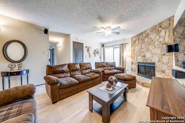 Listing photo id 8 for 4119 Medical Drive 301c
