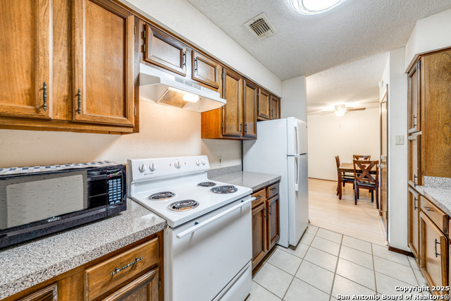 Listing photo id 11 for 4119 Medical Drive 301c