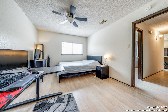 Listing photo id 13 for 4119 Medical Drive 301c