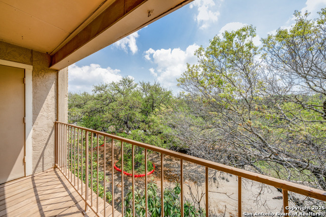 Listing photo id 22 for 4119 Medical Drive 301c